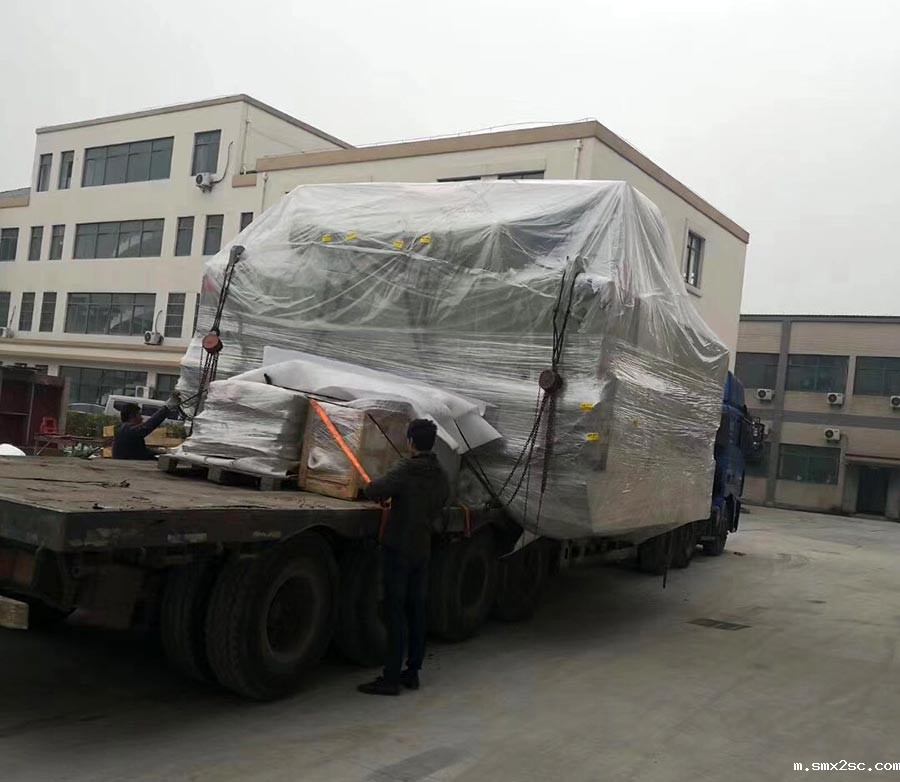 新利体育首页最新APP装车,新利体育首页最新APP出货