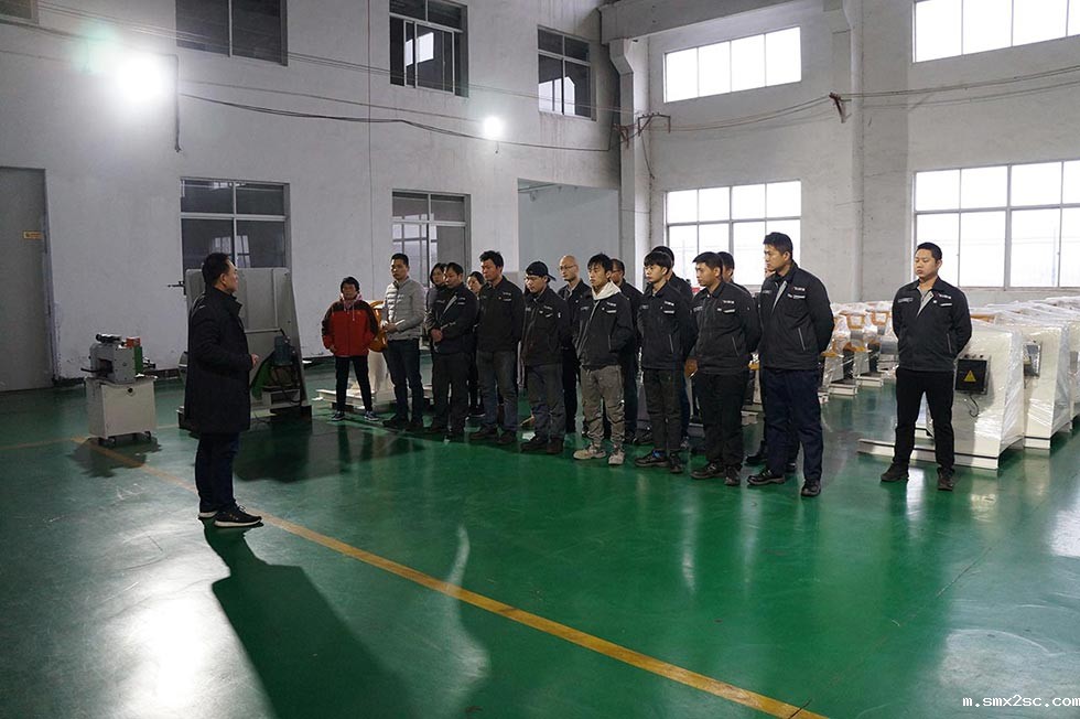 新利体育首页最新APP生产车间