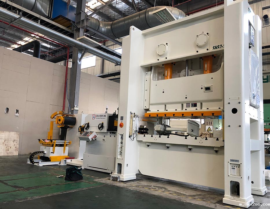 200吨闭式双曲轴新利体育首页最新APP