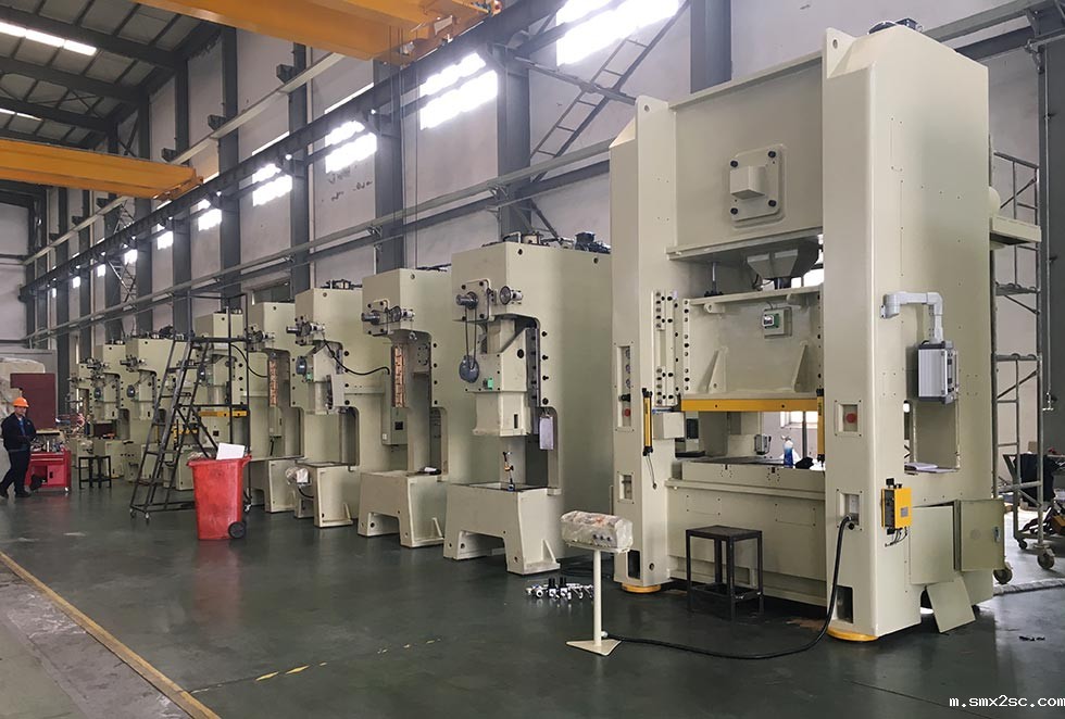 闭式新利体育首页最新APP生产装配