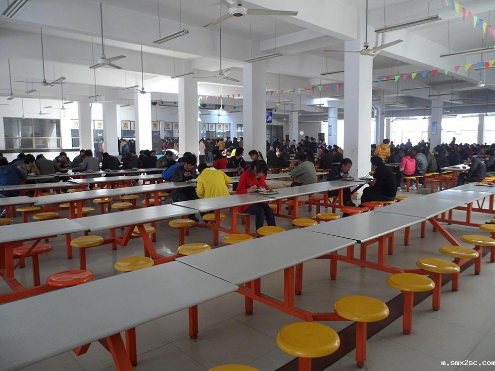 工厂员工食堂