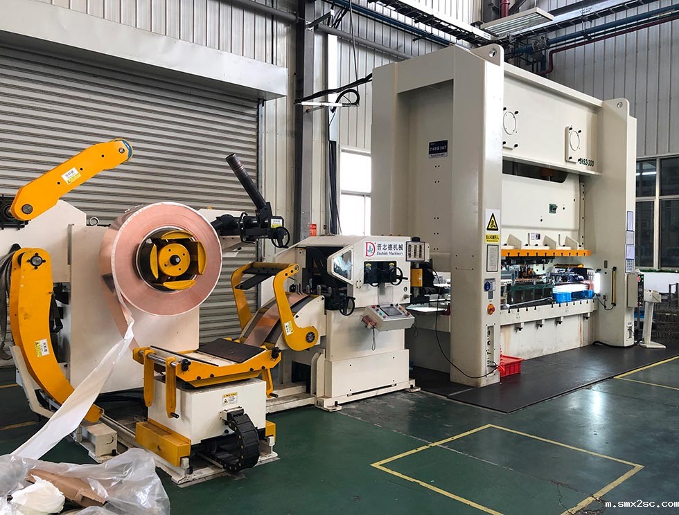 双曲轴新利体育首页最新APP出口