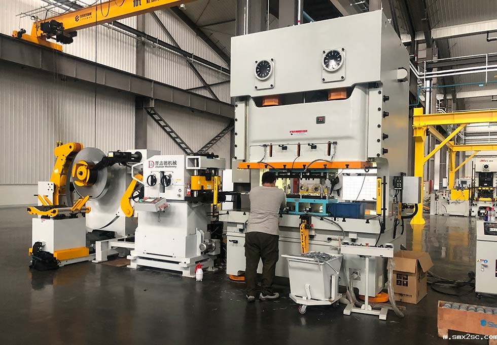 三合一送料机配冲床冲洗衣机